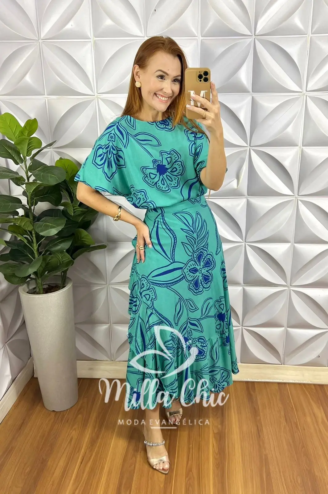 Conjunto Riviera Blusa Com Elástico E Saia Envelope Com Detalhes Na Lateral – Azul Estampado – Milla Chic Conjunto Riviera Blusa Com Elástico E Saia Envelope Com Detalhes Na Lateral - Azul Estampado - Milla Chic