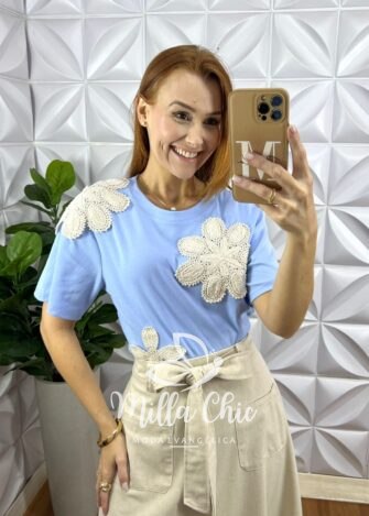Blusa Com Aplicação Crochê Azul - Milla Chic