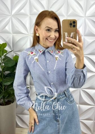 Blusa Milla Com Pedrarias Canelada De Viscose - Azul - Milla Chic