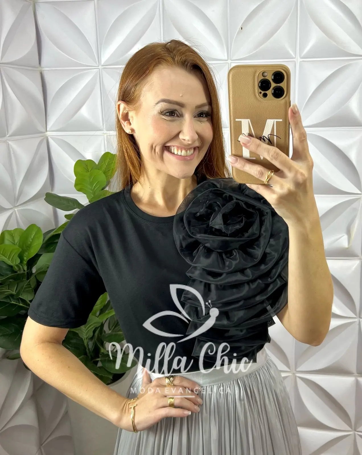 Blusa Califórnia Flor – Preta – Milla Chic Blusa Califórnia Flor - Preta - Milla Chic