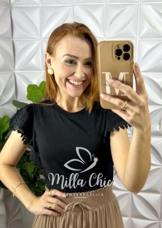 Blusa Athenas Em Malha Com Manga Guipper - Preta - Milla Chic