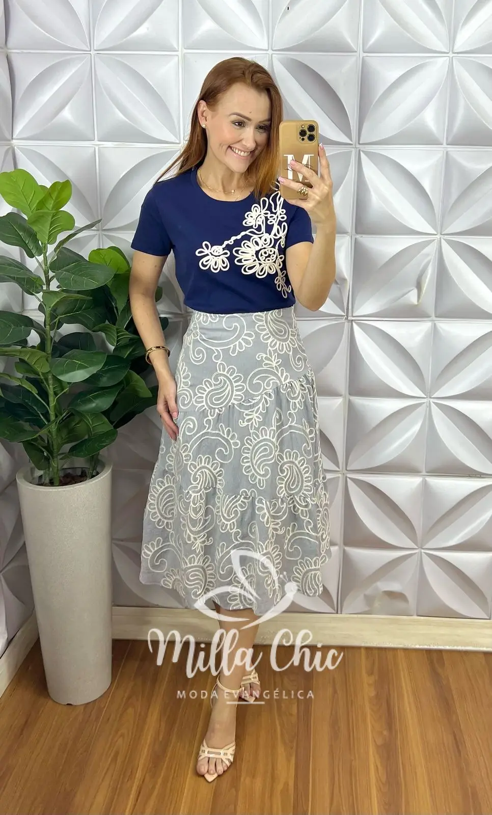 Saia Argélia Em Bordado Bordone – Cinza – Milla Chic Saia Argélia Em Bordado Bordone - Cinza - Milla Chic