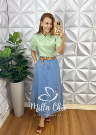Blusa Gigi Lesie Com Gola Em Guipper - Verde - Milla Chic