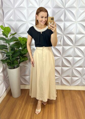 Blusa Joaquina Em Cambraia Algodão - Preta - Milla Chic