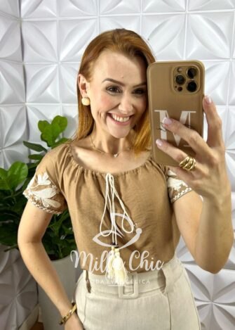 Blusa Zoe Bordada - Marrom - Milla Chic