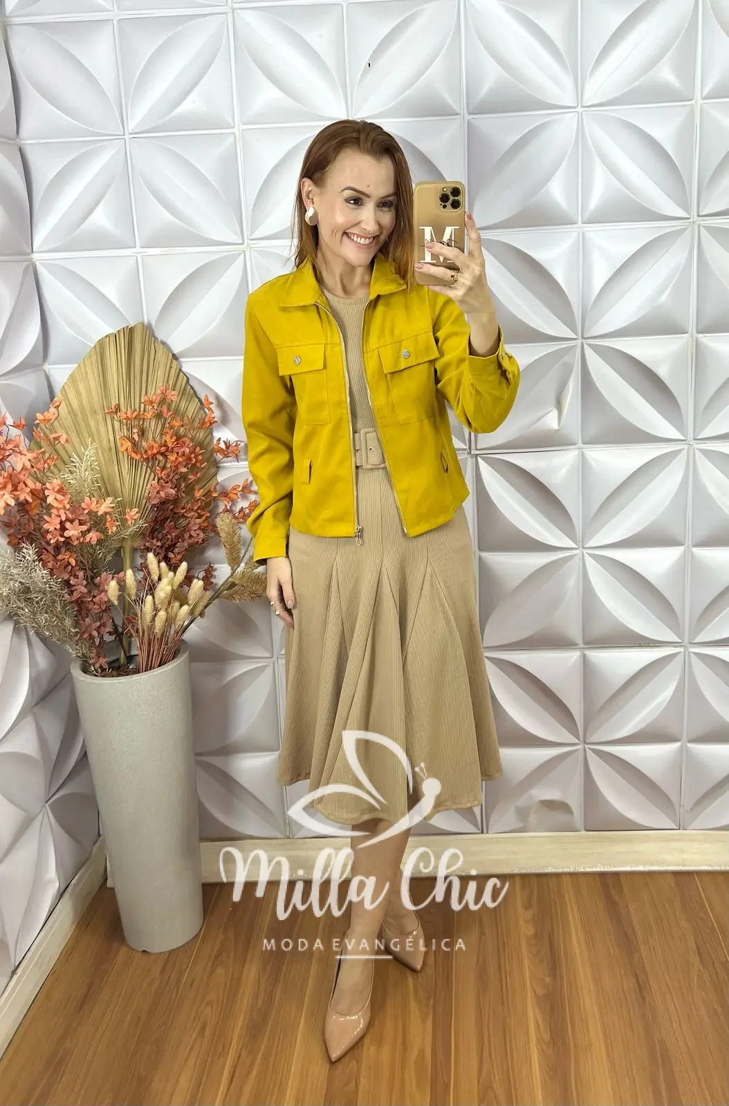 Casaco Cecy Em Suedi – Mostarda – Milla Chic Casaco Cecy Em Suedi - Mostarda - Milla Chic