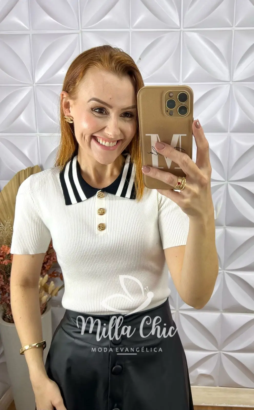 Blusa Tricot Lauren Botões Dourados – Branca – Milla Chic Blusa Tricot Lauren Botões Dourados - Branca - Milla Chic
