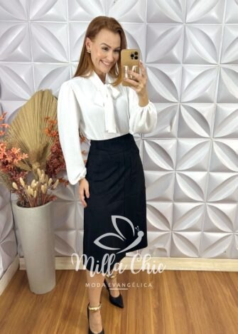 Saia Naila Em Suedi - Preta - Milla Chic