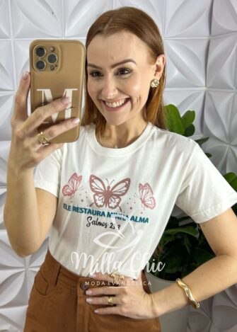 T-Shirt Malha De Algodão Ele Restaura Minha Alma - Branca - Milla Chic