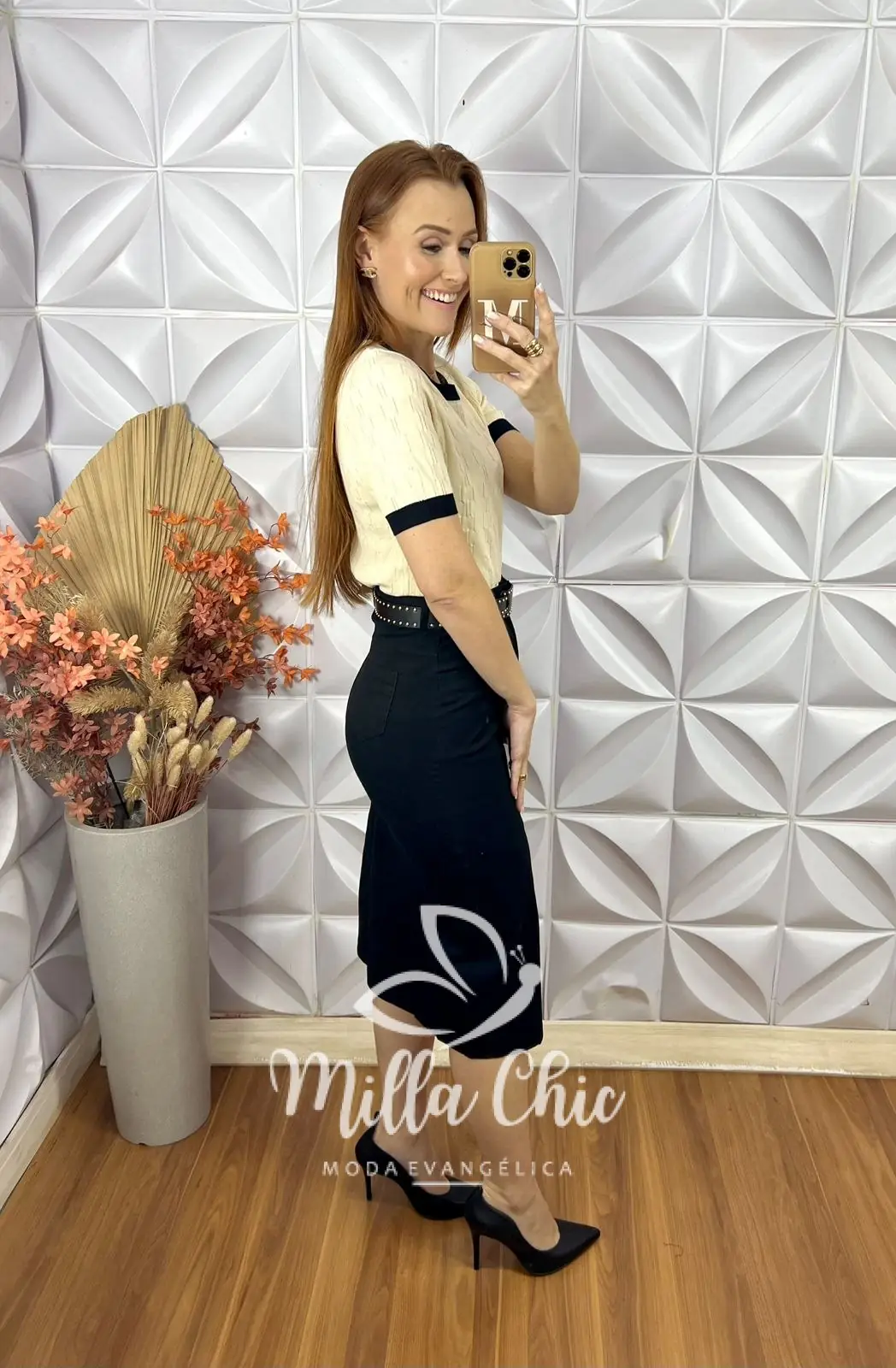 Saia Lisandra Em Sarja – Preta – Milla Chic Saia Lisandra Em Sarja - Preta - Milla Chic