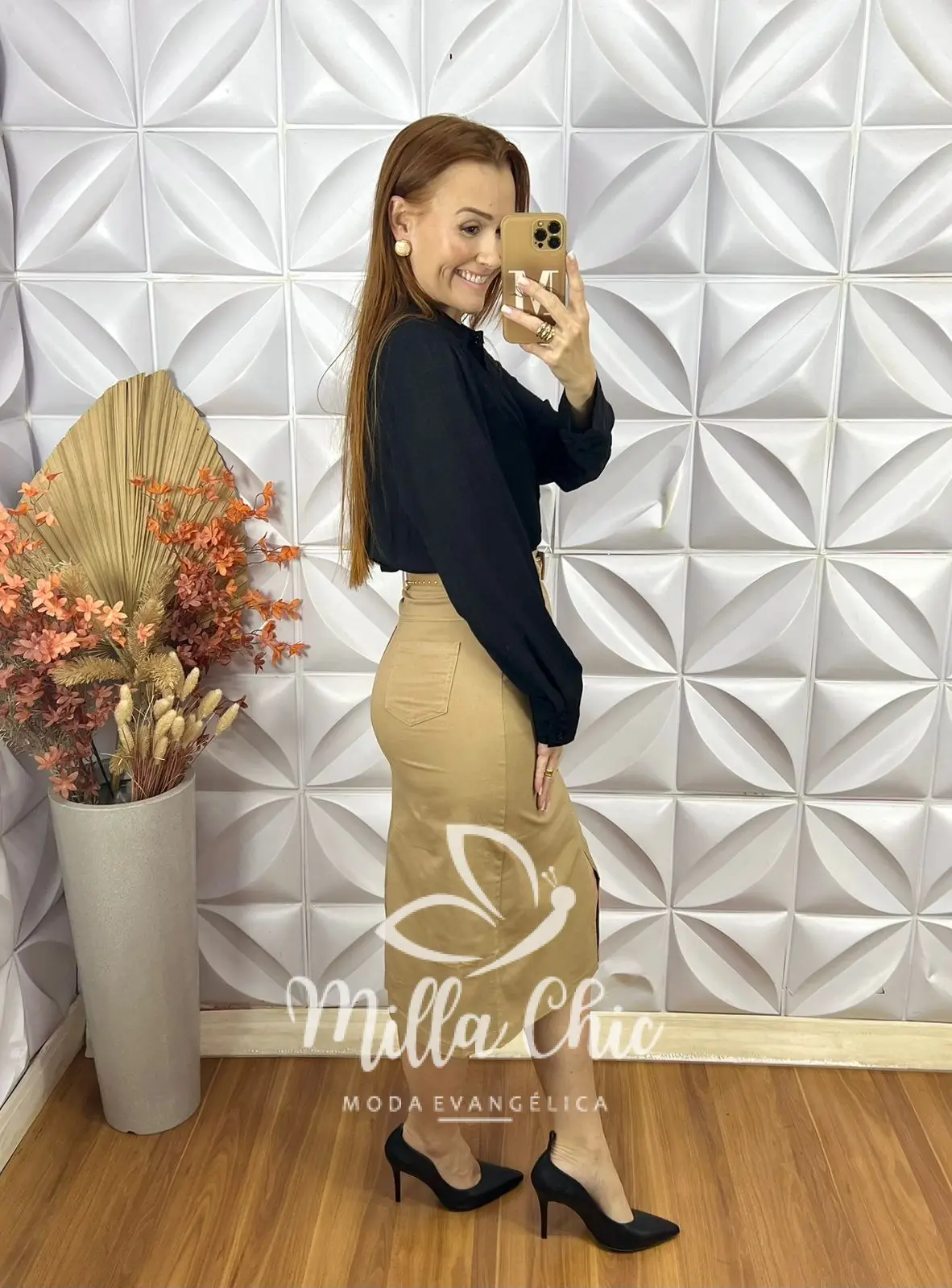 Saia Lisandra Em Sarja – Bege – Milla Chic Saia Lisandra Em Sarja - Bege - Milla Chic