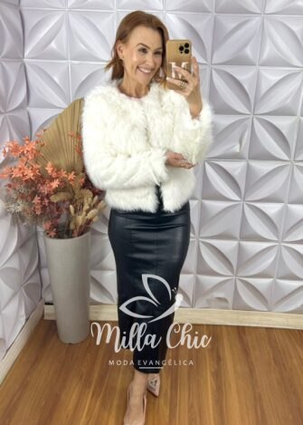 Casaco Áurea Em Pelúcia-  Branco - Milla Chic