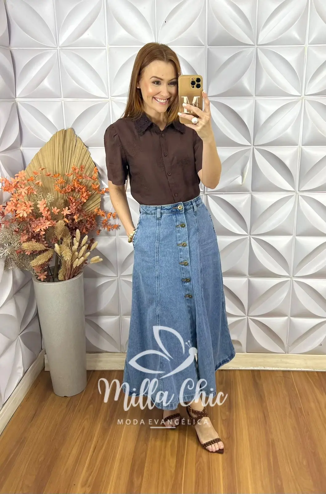 Camisa Domênica Gola Guipper – Marrom – Milla Chic Camisa Domênica Gola Guipper - Marrom - Milla Chic