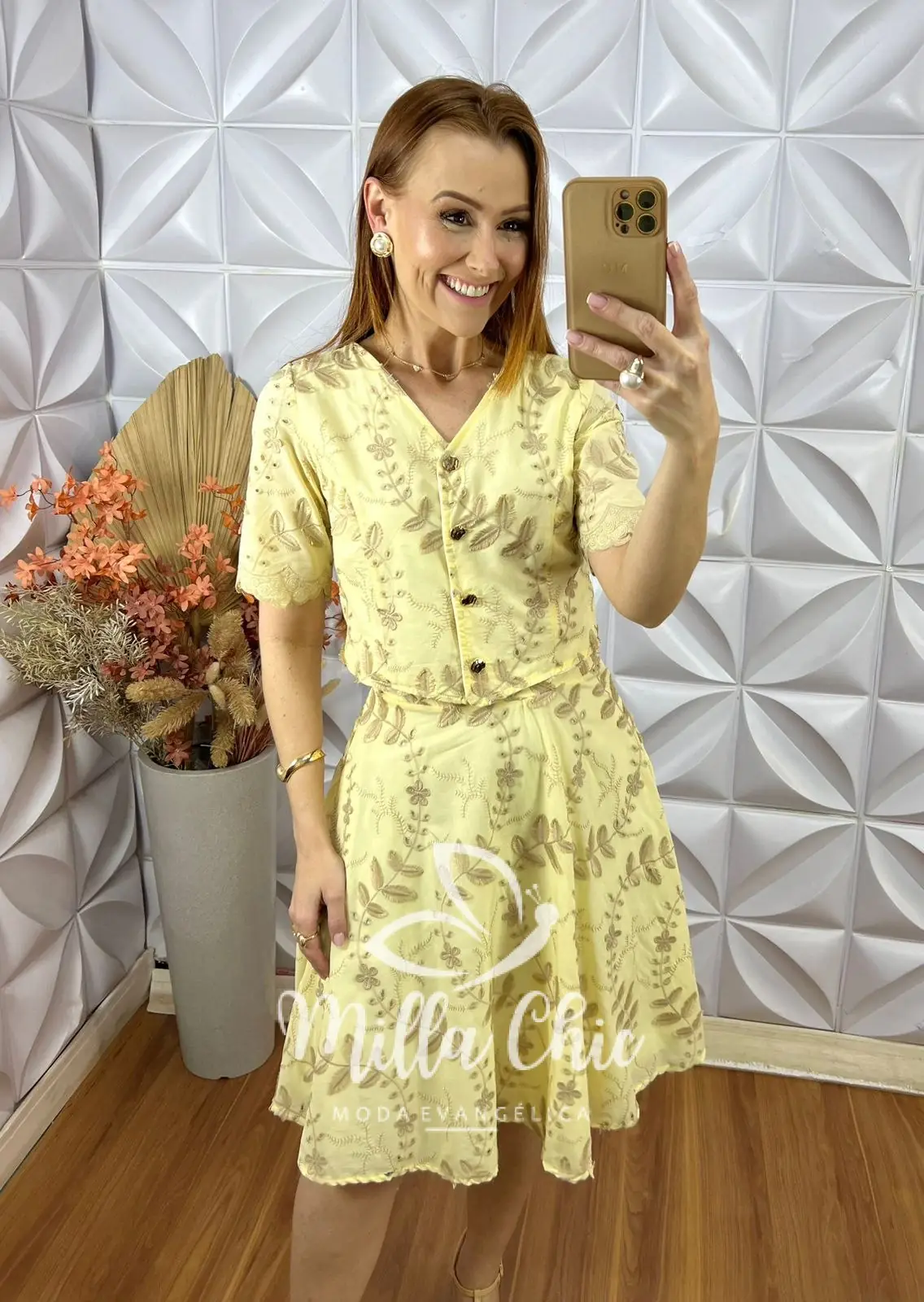 Conjunto Roberta Em Lesie De Algodão – Amarelo Manteiga – Milla Chic Conjunto Roberta Em Lesie De Algodão - Amarelo Manteiga - Milla Chic