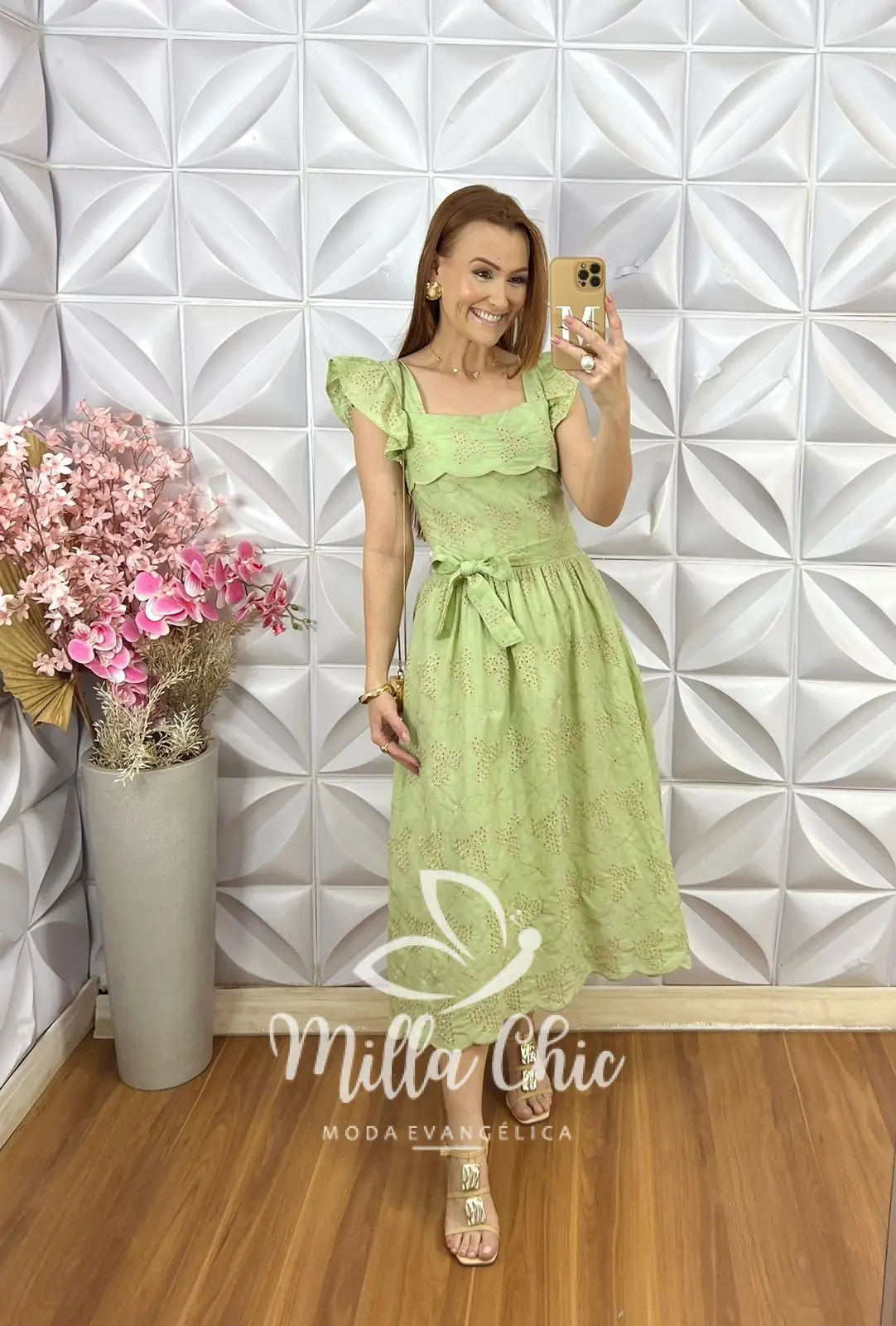 Vestido Antonella em Lesie Bordado – Verde Menta – Milla Chic Vestido Antonella em Lesie Bordado - Verde Menta - Milla Chic