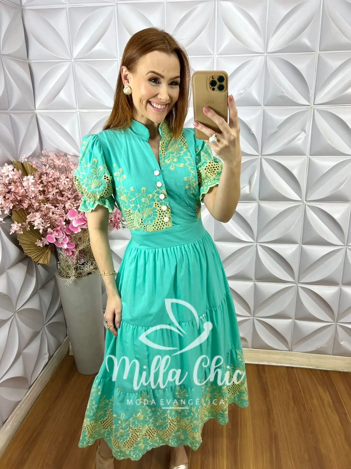 Vestido Mônaco Em Lesie Bordado – Verde Àgua – Milla Chic Vestido Mônaco Em Lesie Bordado - Verde Àgua - Milla Chic