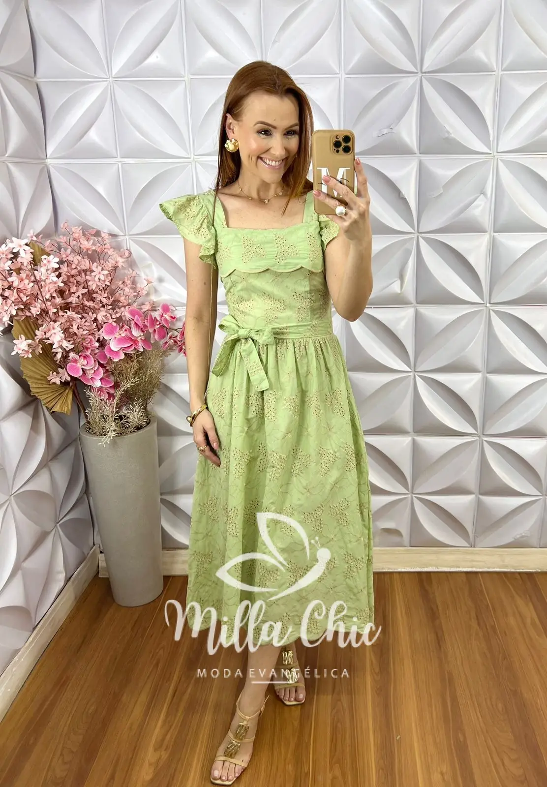 Vestido Antonella em Lesie Bordado – Verde Menta – Milla Chic Vestido Antonella em Lesie Bordado - Verde Menta - Milla Chic