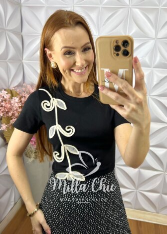 Blusa Guiomar Com Bordado Cordonê- Preta - Milla Chic