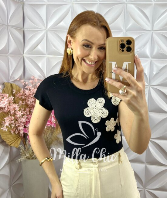 Blusa Isis em Tricot com Bordado - Preta - Milla Chic
