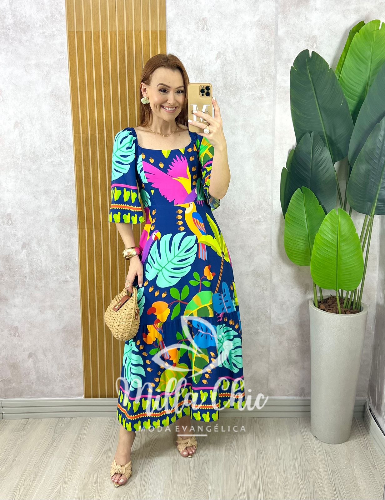 Milla Chic - millachic com br vestido agatha em viscosarja tropical azul escuro 3 Vestido Agatha Em Viscosarja Tropical - Azul Escuro - Milla Chic
