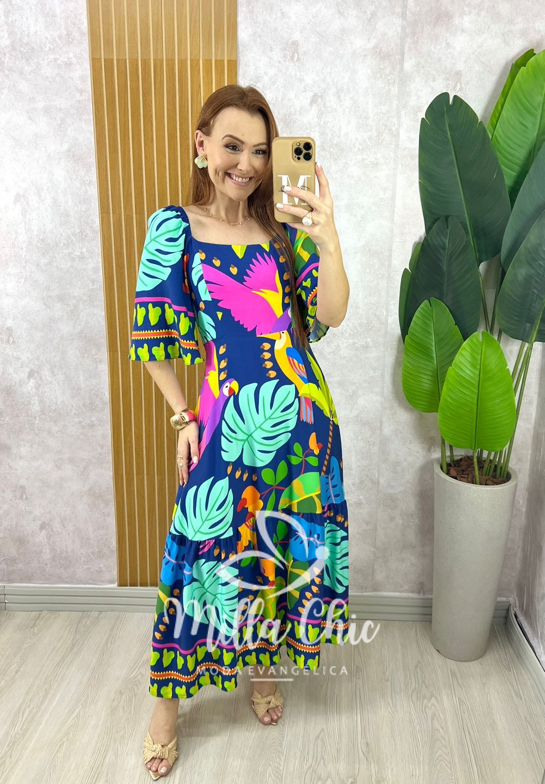 Milla Chic - millachic com br vestido agatha em viscosarja tropical azul escuro 4 Vestido Agatha Em Viscosarja Tropical - Azul Escuro - Milla Chic