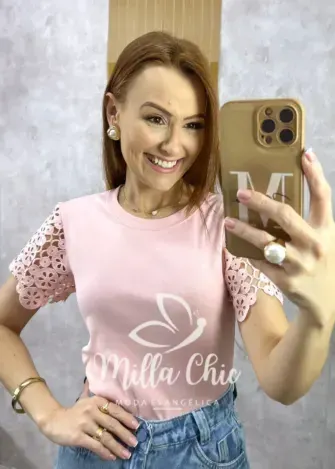 Blusa Adelaide Manga Guipper – Rosa Baby – Milla Chic Blusa Adelaide Manga Guipper - Rosa Baby - Milla Chic