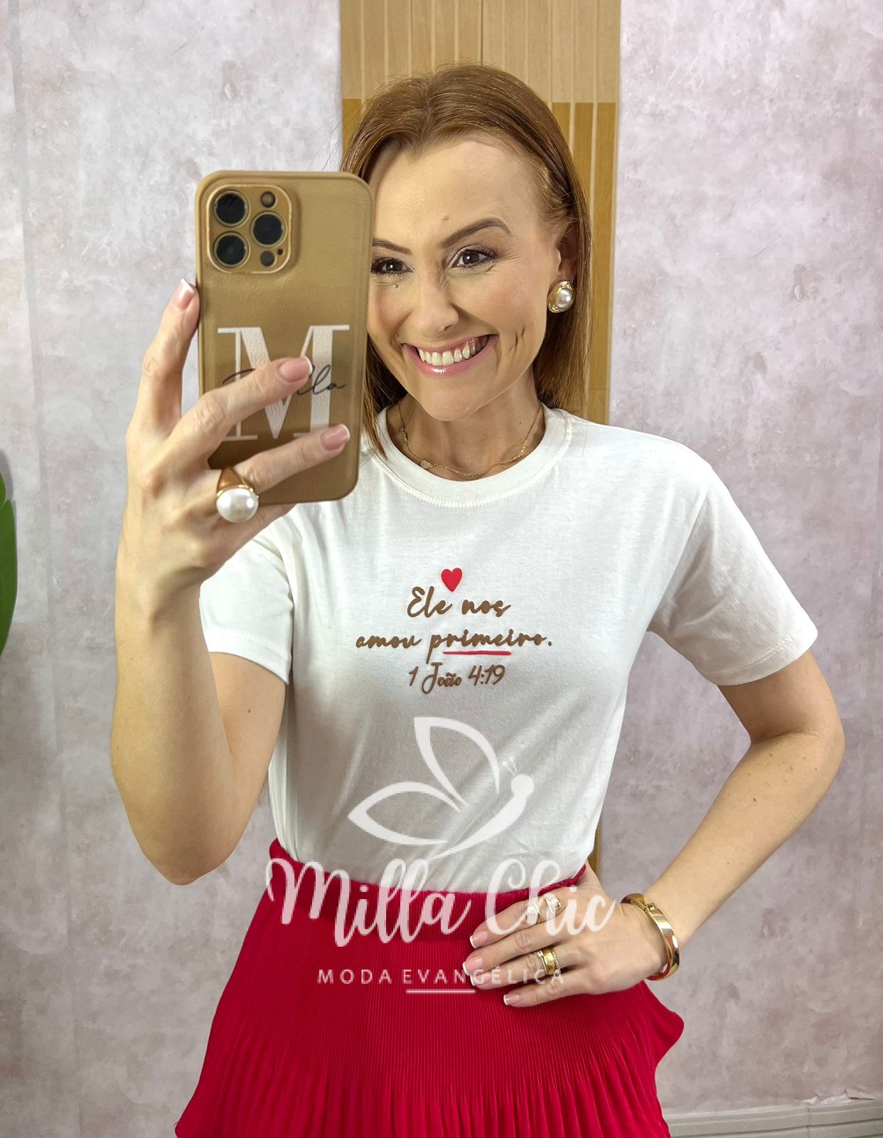 Milla Chic - millachic com br t shirt ele nos amou primeiro branca T-shirt Ele Nos Amou Primeiro - Branca - Milla Chic