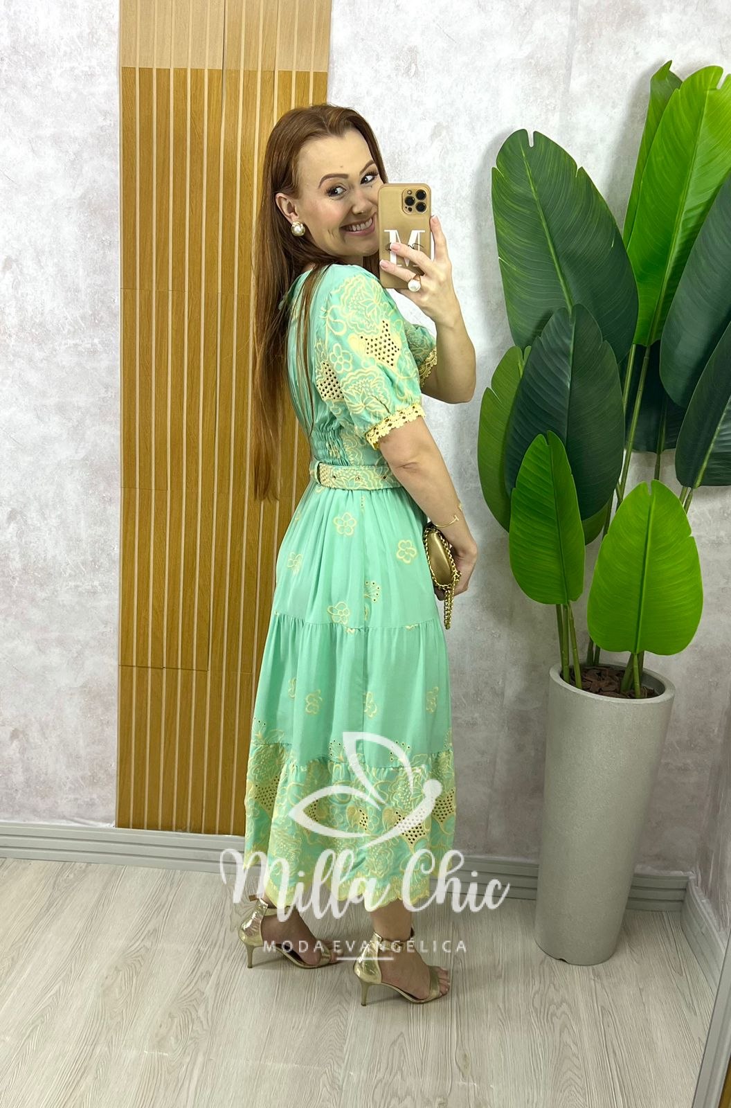 Milla Chic - millachic com br vestido guilhermina em lesie bordada verde acqua 3 Vestido Guilhermina em Lesie Bordada - Verde Acqua - Milla Chic