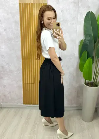 Saia Minerva em alfaiataria - Preto - Milla Chic