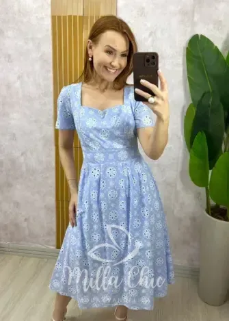 Milla Chic - Vestido Suellen Bordado - Rosa pó (cópia)