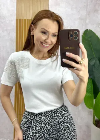 Milla Chic - Blusa Cristiane Bordado Laço - Branca