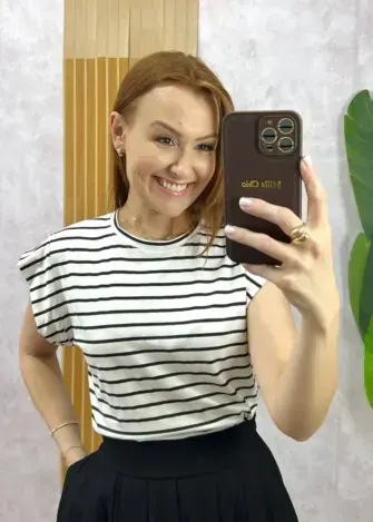 Milla Chic - T-Shirt La Dolce Vita Em Malha Algodão - Rosa (cópia)