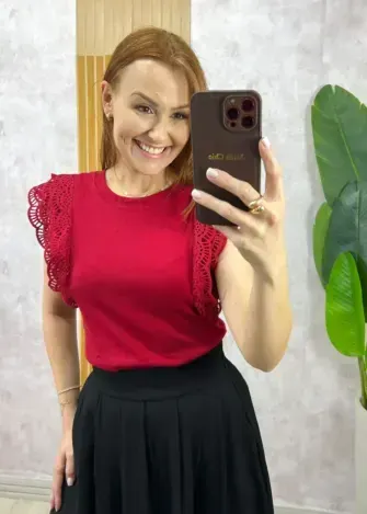 Milla Chic - Blusa Marília em malha algodão com guipper - Azul (cópia)