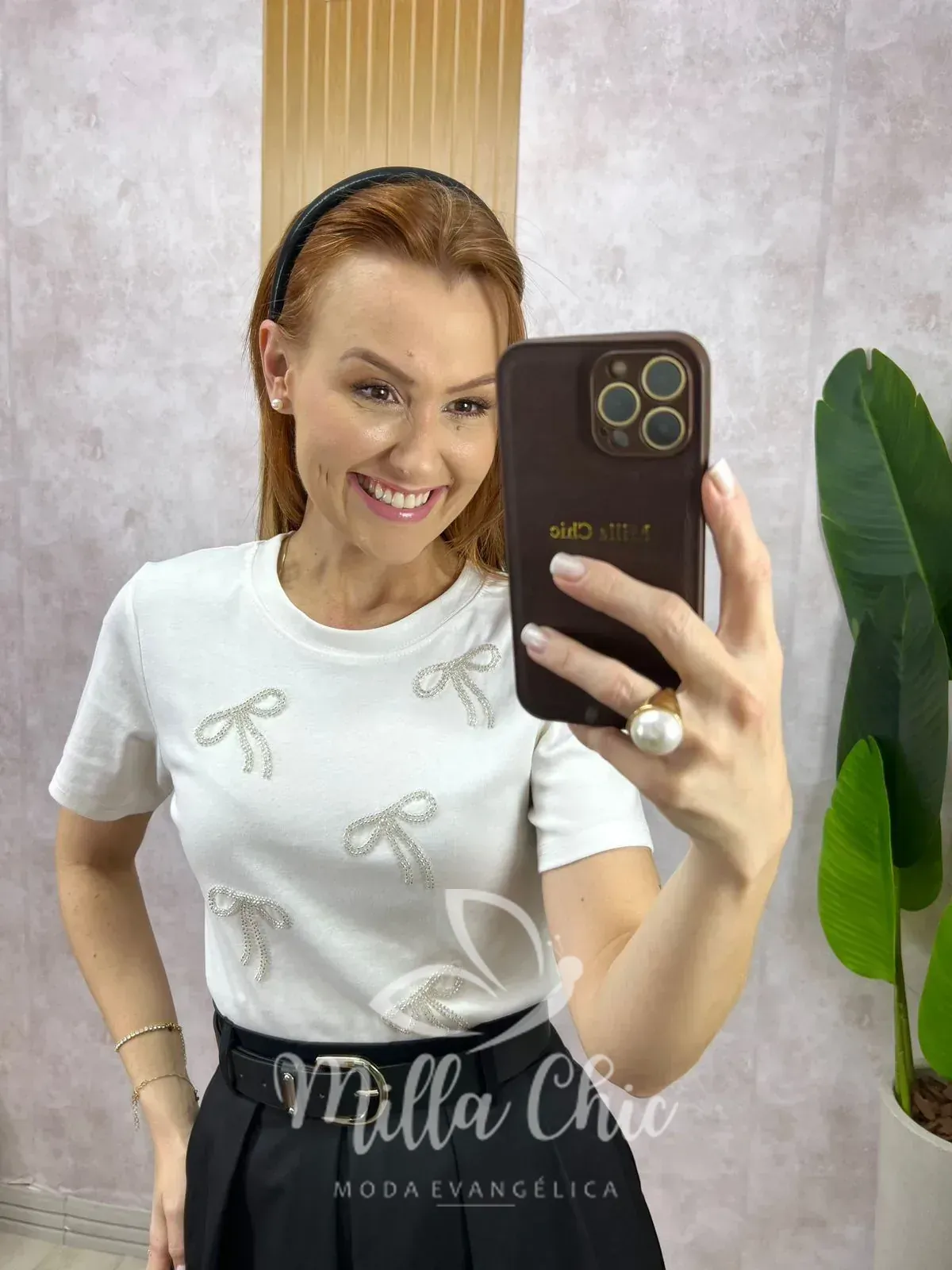 Milla Chic – Blusa Adelina Em Malha Bordada – Branca Milla Chic - Blusa Adelina Em Malha Bordada - Branca