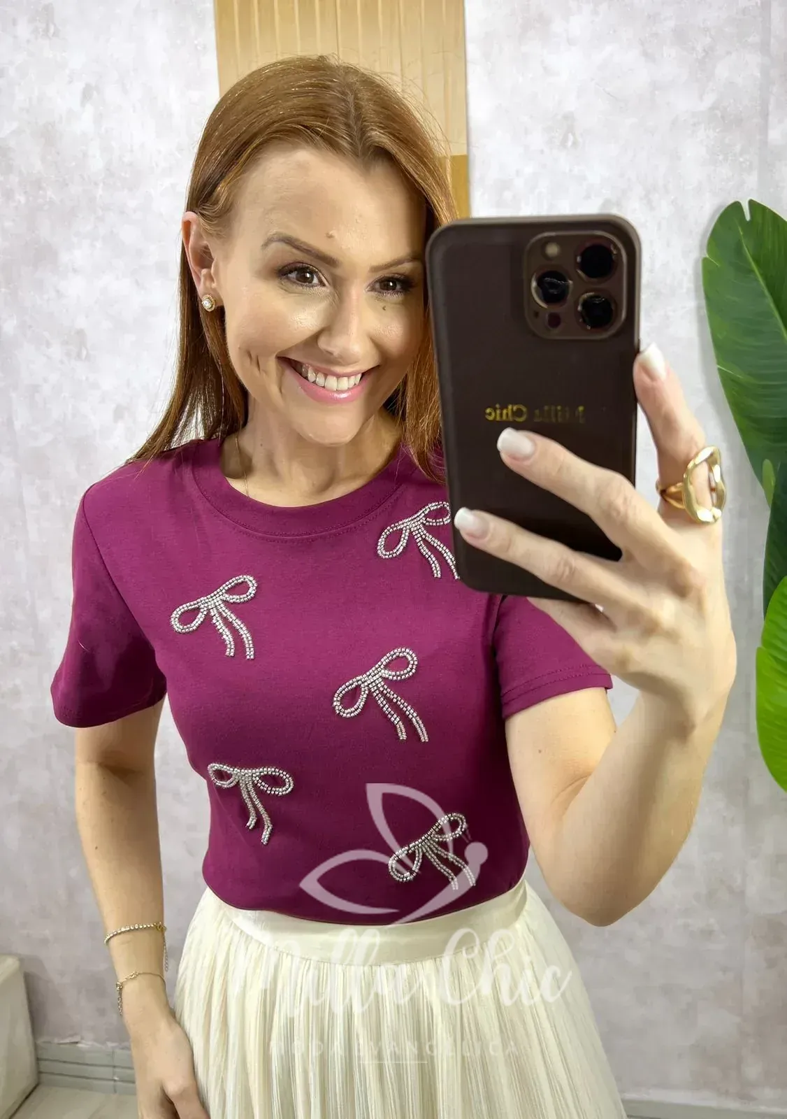 Milla Chic – Blusa Adelina Em Malha Bordada – Cappuccino (cópia) Milla Chic - Blusa Adelina Em Malha Bordada - Cappuccino (cópia)