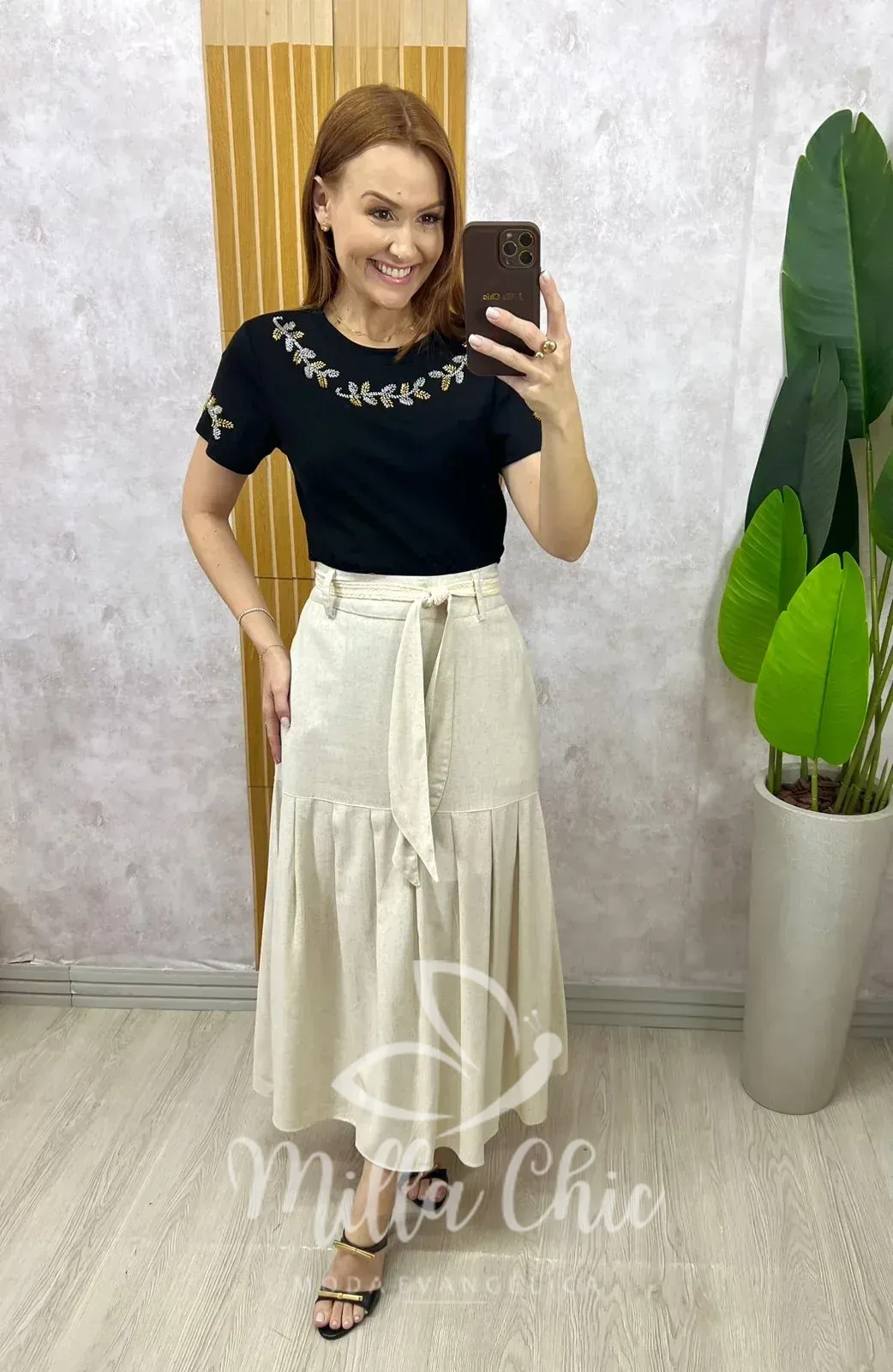 Milla Chic – Blusa Vera Em Malha Algodão Bordada – Branca (cópia) Milla Chic - Blusa Vera Em Malha Algodão Bordada - Branca (cópia)