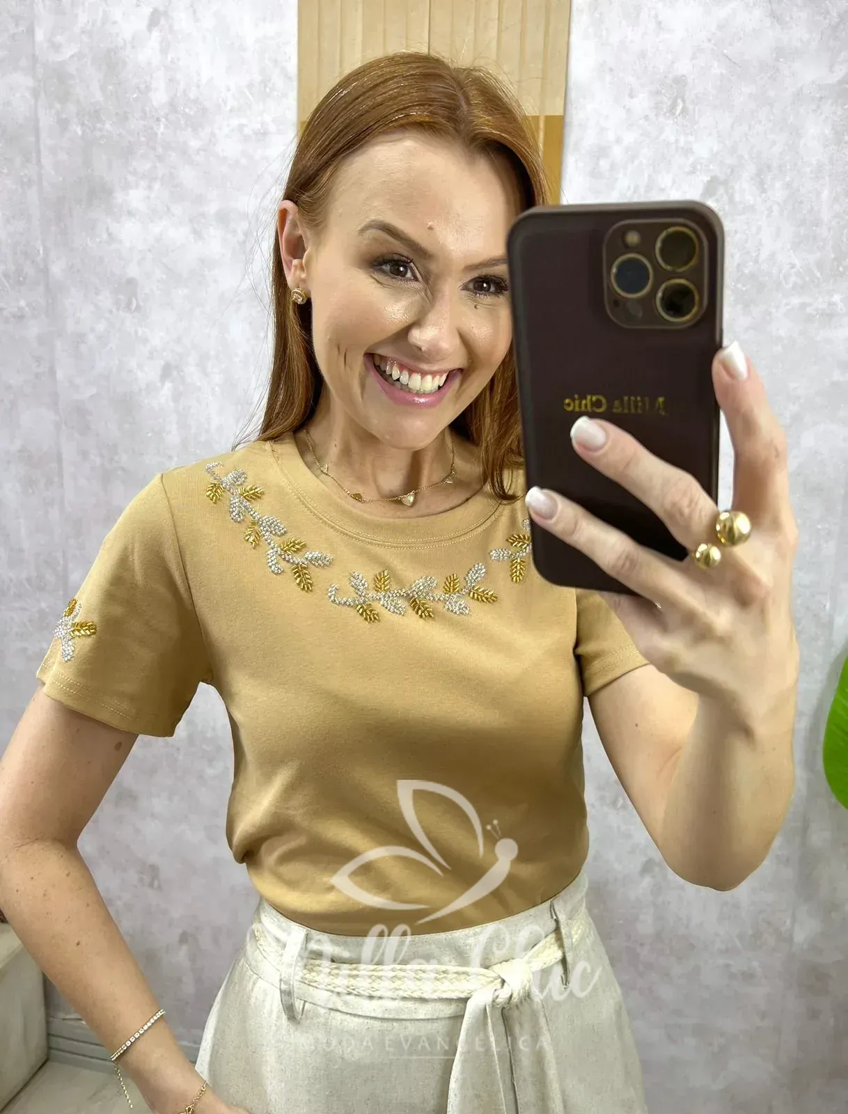 Milla Chic – Blusa Vera Em Malha Algodão Bordada – Preta (cópia) Milla Chic - Blusa Vera Em Malha Algodão Bordada - Preta (cópia)