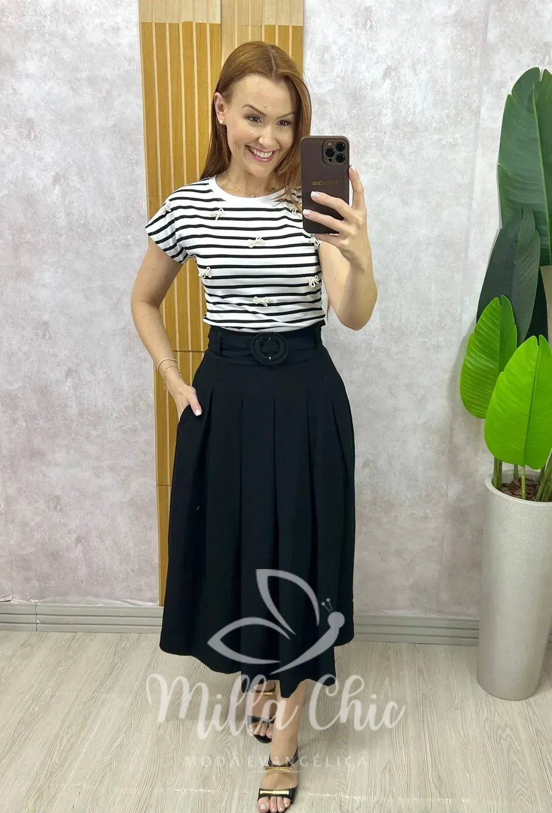 Milla Chic – Saia Hoetência Em Jeans (cópia) Milla Chic - Saia Hoetência Em Jeans (cópia)