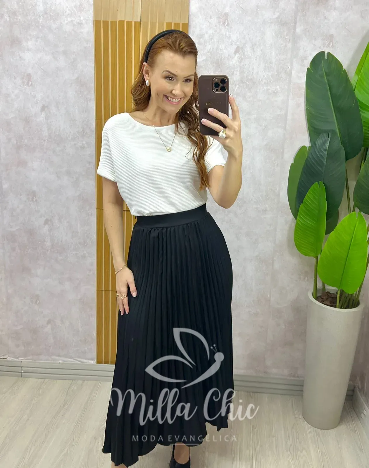 Milla Chic – Blusa Mary em Tricot – Preta (cópia) Milla Chic - Blusa Mary em Tricot - Preta (cópia)