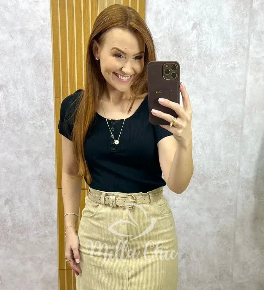 Milla Chic – Blusa Mary em Tricot – Preta Milla Chic - Blusa Mary em Tricot - Preta