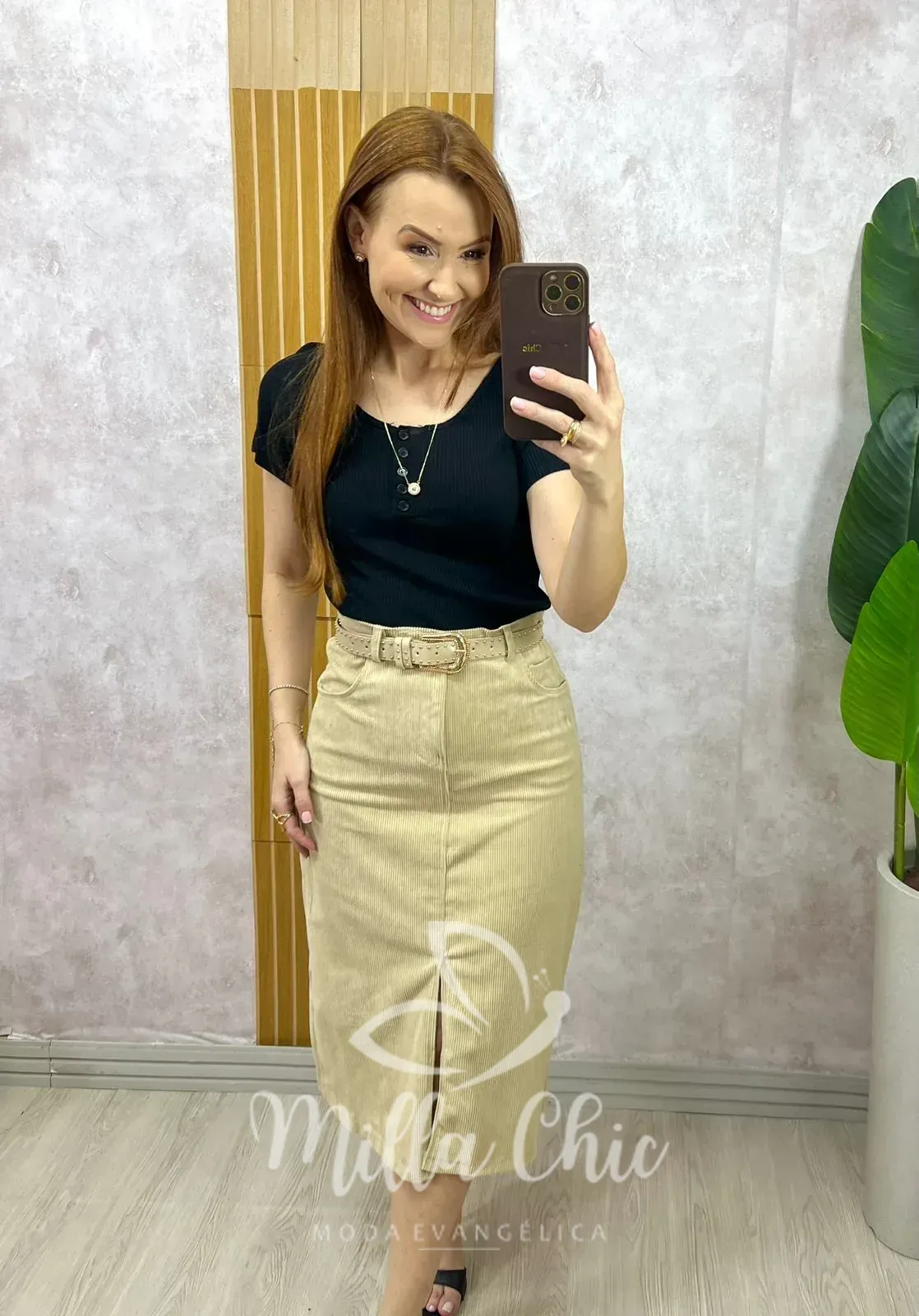 Milla Chic – Saia Aline em Cotelê – Marrom (cópia) Milla Chic - Saia Aline em Cotelê - Marrom (cópia)