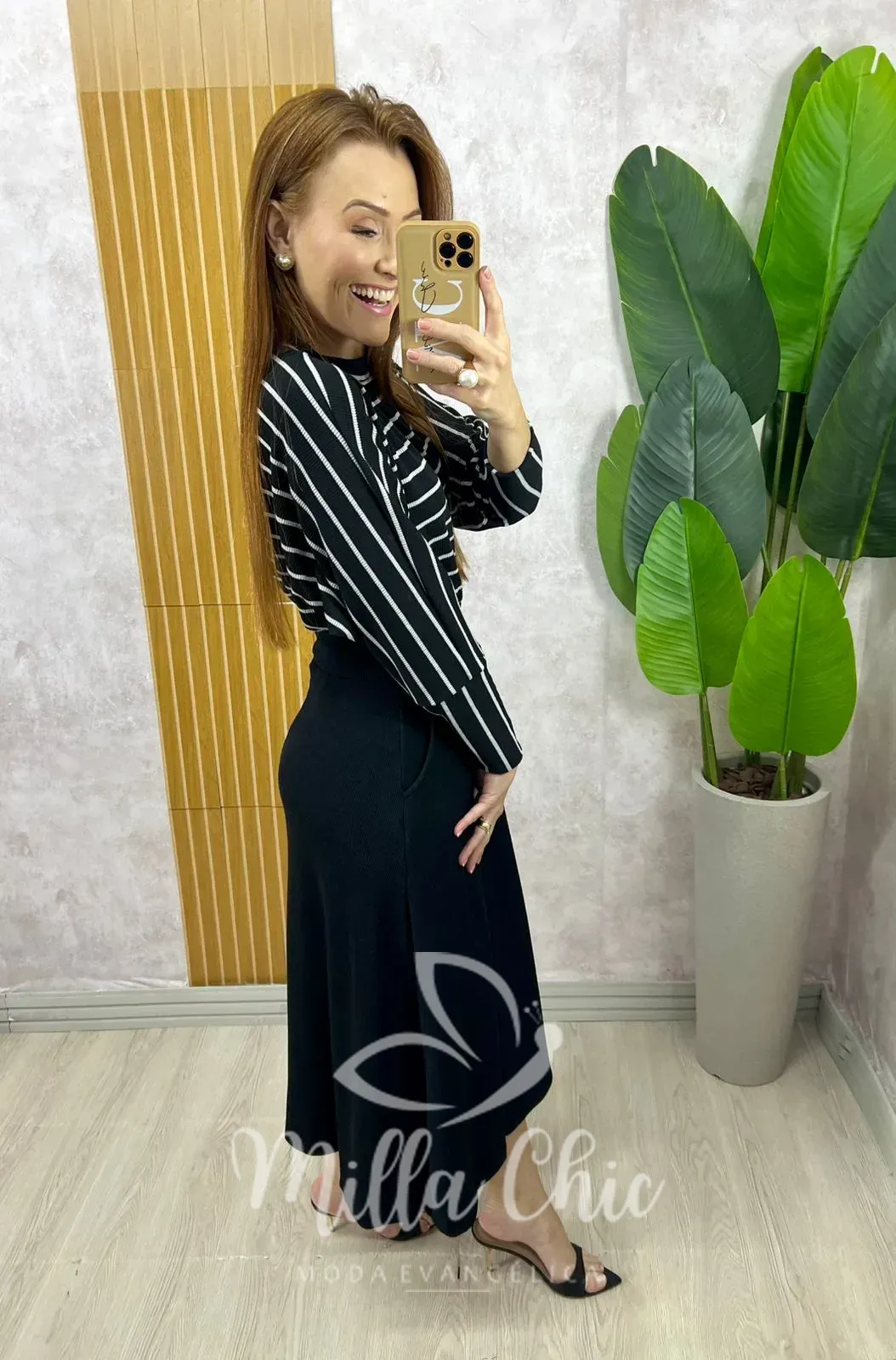 Milla Chic – Conjunto Royale Em Listras – Preto Milla Chic - Conjunto Royale Em Listras - Preto