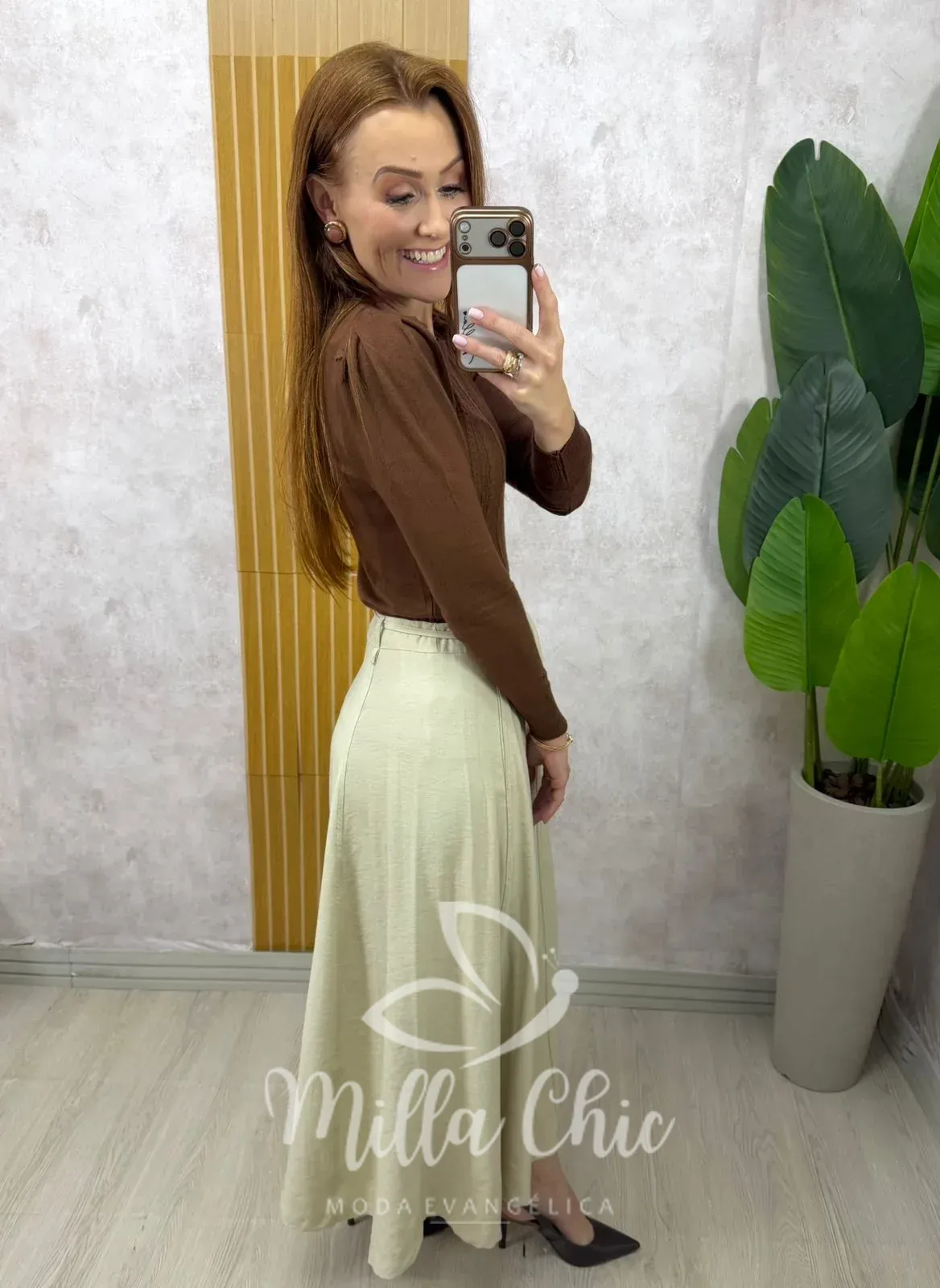 Milla Chic – Saia Geise – Preta (cópia) Milla Chic - Saia Geise - Preta (cópia)