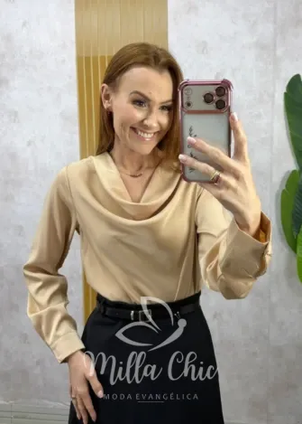 Milla Chic – Blusa Camila em cetim – Champagne Milla Chic - Blusa Camila em cetim - Champagne