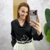 Milla Chic - Blusa Camila em cetim -Preta