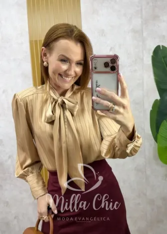 Milla Chic - Camisa Jordânia em cetim gola laço