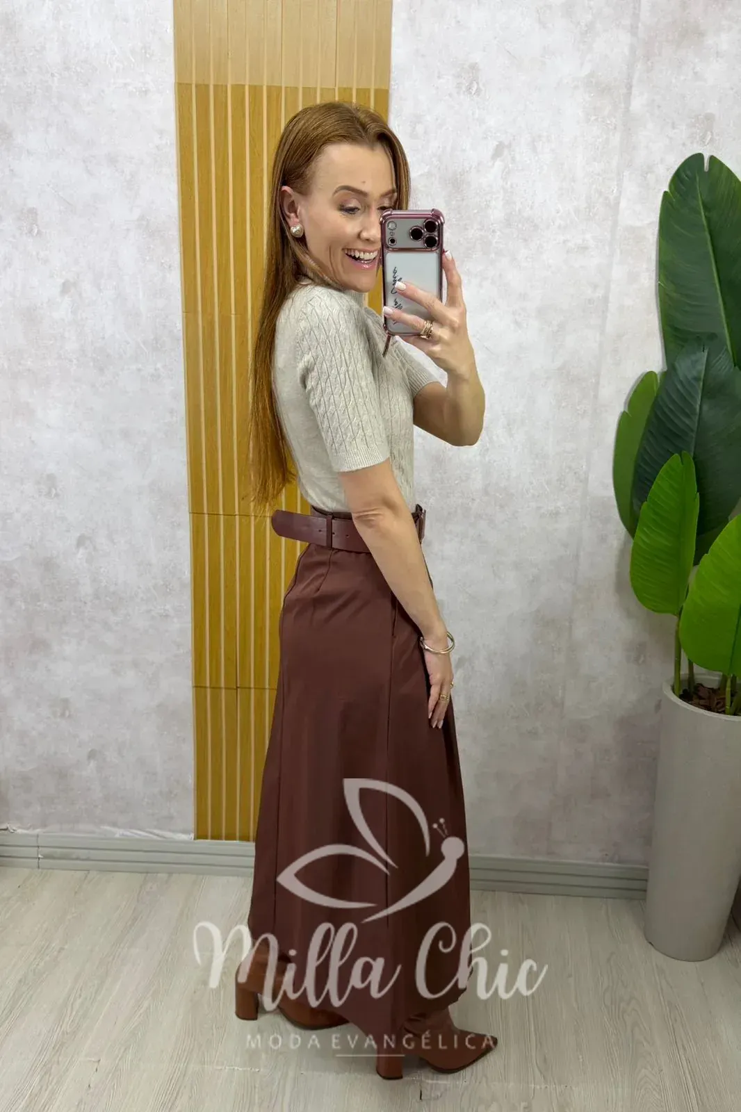 Milla Chic – Saia Ingrid em sarja – Marrom Milla Chic - Saia Ingrid em sarja - Marrom