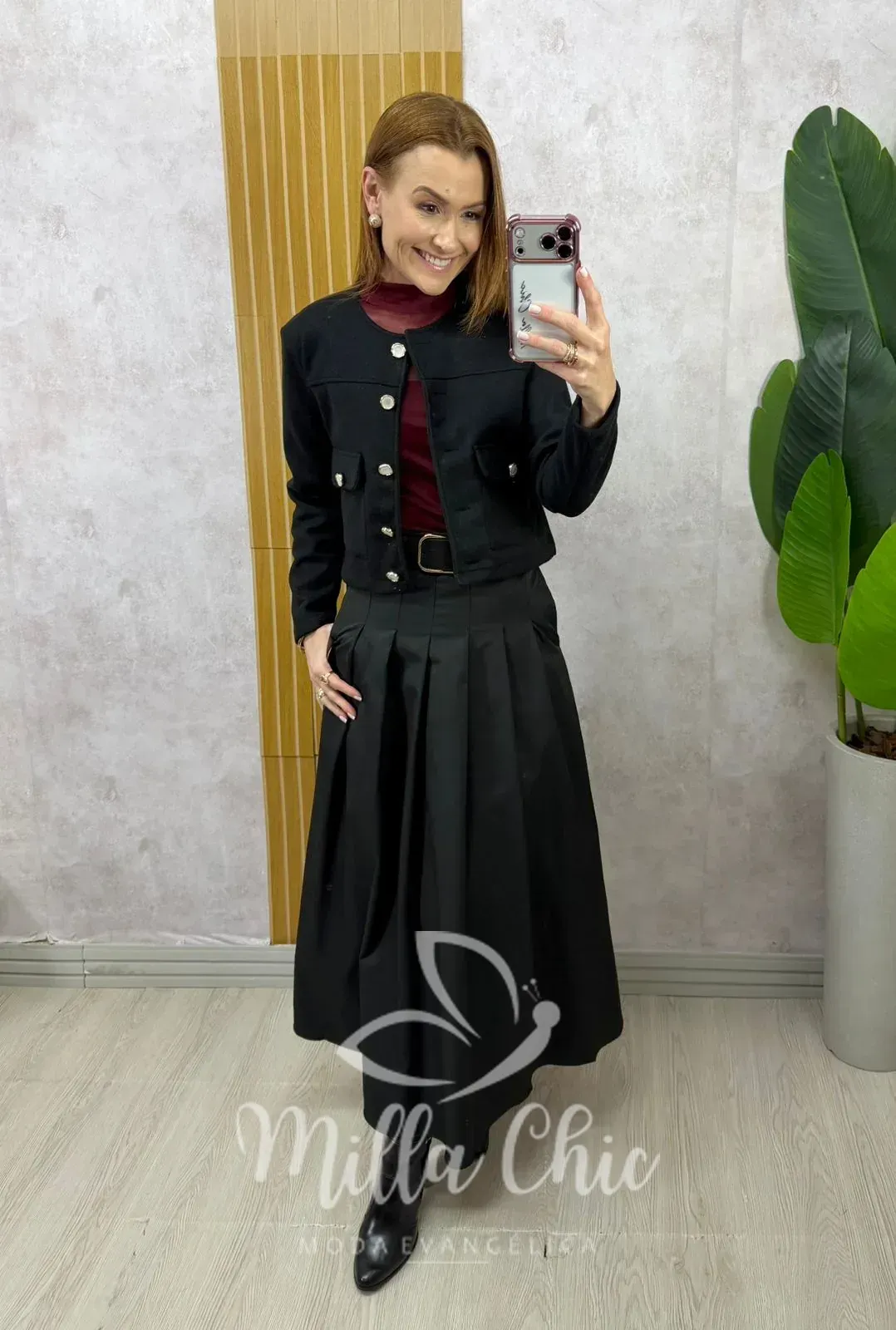 Milla Chic – Saia Ingrid em sarja – Preta Milla Chic - Saia Ingrid em sarja - Preta