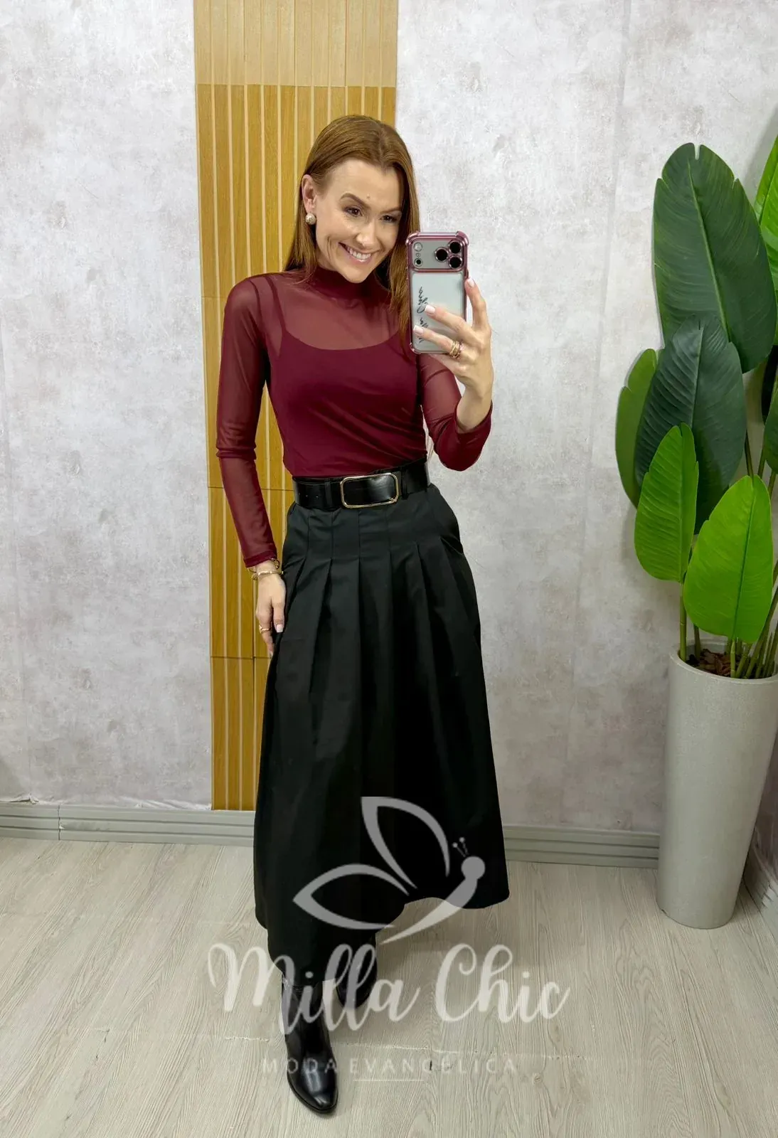 Milla Chic – Saia Ingrid em sarja – Preta Milla Chic - Saia Ingrid em sarja - Preta