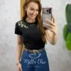 Milla Chic - Blusa Madalena em malha bordada - Preta